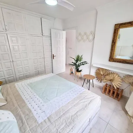 Апартаменты Pleasant Apartment In Santiago Del Teide With Shared Pool
