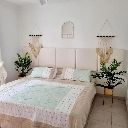 Pleasant Apartment In Santiago Del Teide With Shared Pool *